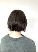 くすみベージュ