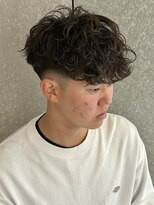 ニアウ 太田店(Niau)&nbsp;メンズパーマ波巻きスペインカールツイストスパイラルパーマ太田