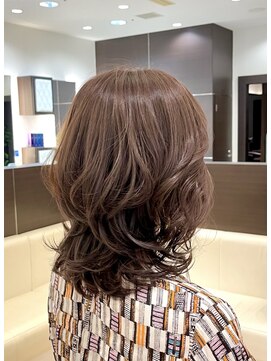 ヴィサージュ ギンザ VISAGE GINZA レイヤーパーマ