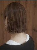 大人ショート　切りっぱなしボブ