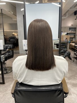 エイト 池袋店(EIGHT ikebukuro) 【EIGHT ikebukuro】オリーブグレージュ