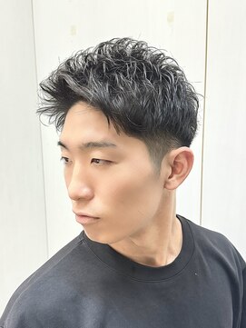 ヘアーアンドグルーミング ヨシザワインク(HAIR&GROOMING YOSHIZAWA Inc.) メンズビジネスツーブロック刈り上げバーバー爽やかアップバング