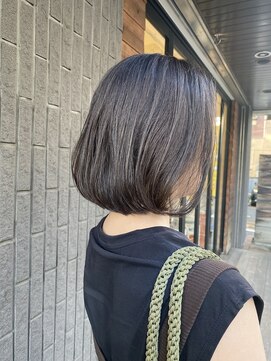 ローグ(Logue) ワンレングス　切りっぱなしボブ