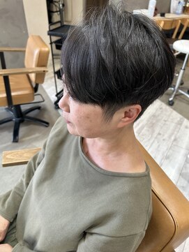 ヘアーアンドビューティーショップ エボルティー(hair&beauty shop EvoLuty) 刈り上げショート