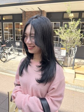 トータルビューティ ジェム バイ ヘアタイム(TOTAL BEAUTY gem by HAIR TIME) 暗髪  レイヤーカット