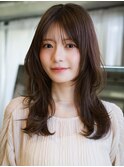ゆるふわパーマが可愛いくびれミディ