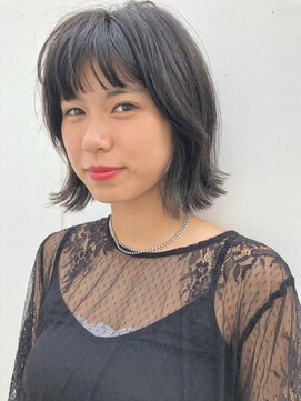 グーム(goom.) 20代30代40代大人可愛い小顔ショートカット外ハネボブ