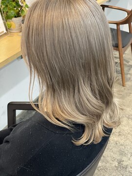 サイ(sai) 【塩崎担当】ミルクティーカラー