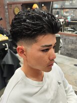 スリーセント 栄(3/cent)&nbsp;宮城リョータパーマ/オールバックパーマ/フェードカット