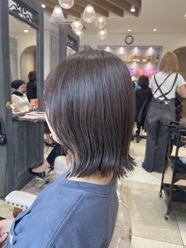 ダリア 立川 立川北口(daLia) 切りっぱなしボブ