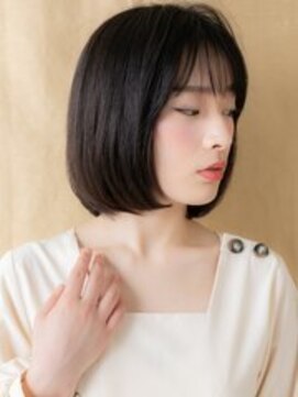 カバーヘア ブリス 志木南口駅前店(COVER HAIR bliss) 小顔シースルーバング黒髪艶感ストレート前下がりボブ30代40代W