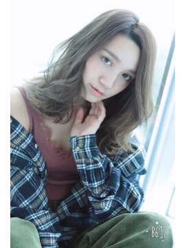 ヘアーデザイン リマ(Hair Design Lima) 『Lima』ベージュカラー毛束感無造作レイヤーセミディ