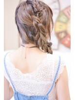 メイズ(MAZE)&nbsp;【メイズ東中野・鍛原志行】おさげアレンジ