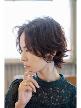 ピントヘアーワークスソウコ(PINT HAIR WORKS SOKO) ひし形シルエット　エアリーショート