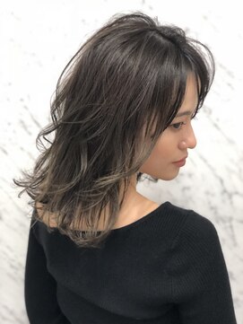 アリュウル 表参道 青山(Allure) グレージュハイライト ×シースルーバング Allure 千葉英樹