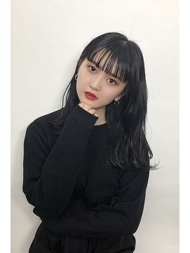 ヌイ 横浜(nui) 韓国風シースルーバング_美髪ピンクブラウン切りっぱなしボブ