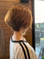 ヘアースペースシャルム (HAIR SPACE Charme) 【Charme】 パールベージュ 　エッジショート。