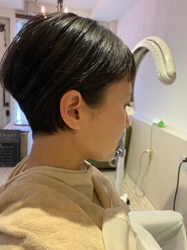 ヘアーメイク バス(Hair make bas) ショートグラ