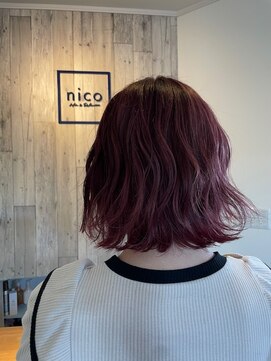 ニコ ヘアリラクゼーション(Nico hair relaxation) 外ハネショートボブ艶カラー大人可愛い愛されラズベリーピンク