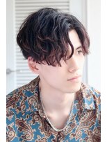 メンズカット バイ ソイクフ(メンズカット by SOY-KUFU) MEN’SHAIRセンターパート波巻きパーマヘア