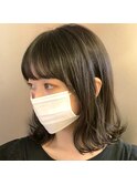 外ハネミディアムボブ