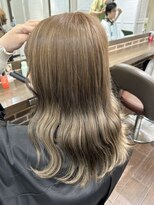 ヘアーアンドメイク ビス(HAIR&MAKE bis) まろやかミルクティーベージュ♪