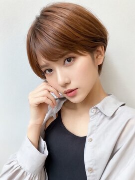 ブロッサム ひばりヶ丘(Blossom) 大人美人ショートボブパーマウルフパーマアッシュベージュ
