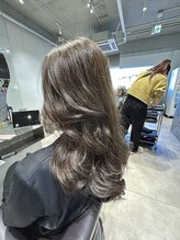アフィニティ(affinity) ロングコテ巻き風カール