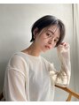 トゥナ 六角(Tuna) 前髪長めのハンサムショート