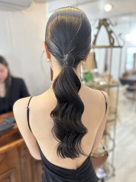 ヘアセット&メイク専門店 カスミ(Kasumi) タイトローポニー