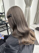 ネウィ 八王子(newi)&nbsp;Rina 透明感グレージュ