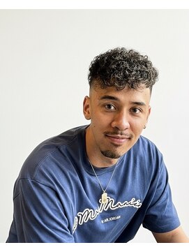 ホーミー(Homie) スペインカールｘフェード