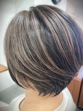 フリーズ 伊丹店(Freez) 白髪ぼかし30代40代50代60代伊丹大人ショート大人ボブ