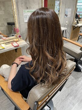 パダ 天六店(PADA) 明るめのグラデーションカラー