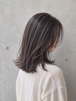ストック(stock)&nbsp;上品な白髪ぼかし×大人レイヤー