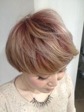 ミスエッセンス(MISS ESSENCE) pinkグラデーション