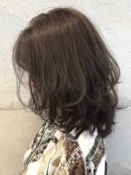 フォンズ(FONS) RIKA大人カワイイ王道レイヤースタイル