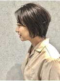 ショートボブ