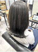 ダークグレー