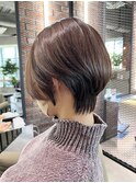 小顔補正立体カットユニセックスブルージュ耳だしショート
