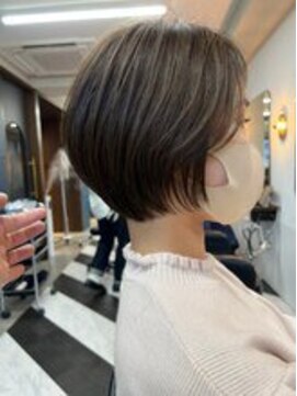 アフロディーテギンザ 神保町(APHRODITE GINZA) カール/セミディ/シアーカラー/姫カット［御茶ノ水/神保町］