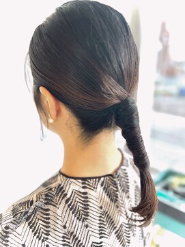 セブンフィズ(SEVEN fizz) タイトヘアアレンジ