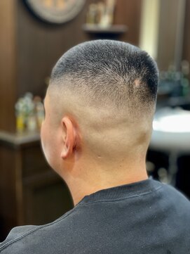 ヒロギンザ 川崎店(HIRO GINZA) ボウズフェード/バズカット