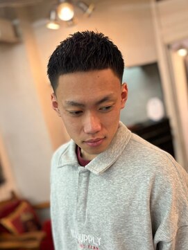 ビーバイエイトジェンツ(Bee by EIGHT GENTS) MEN'S HAIRウルフアッシュブラックカルマパーマベリーショート