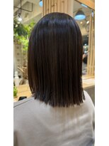 ヴィサージュヴィフ パワード バイ モンス(VISAGEVIF POWERED BY MONS)&nbsp;切りっぱなしボブ