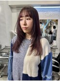 顔まわりレイヤースタイル ロングレイヤー レッドブラウンカラー