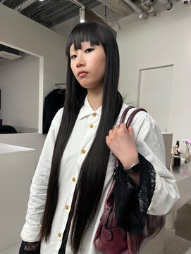 ステン(sten) バングカット/黒髪ロング/縮毛矯正/ストレート/髪質改善