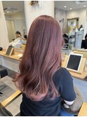 ピンクベージュ