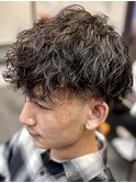 ツイスパ×ラインで魅せる男前ヘア