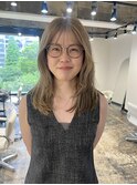 ハイトーンベージュ